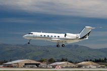 private jet landing at san jose airport